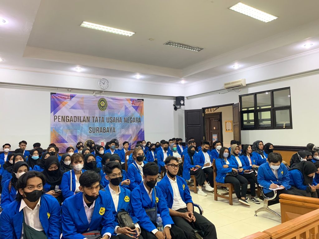 Kunjungan Mahasiswa/i Universitas Pekalongan: Wakil Ketua PTUN Surabaya Beri Motivasi Untuk Menjadi Hakim