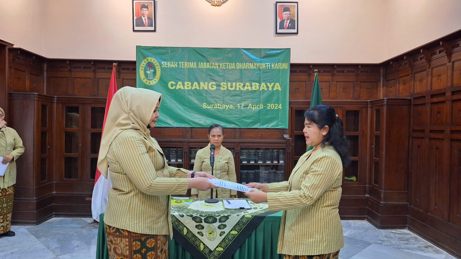 Serah Terima Jabatan Ketua Dharmayukti Karini Cabang Surabaya